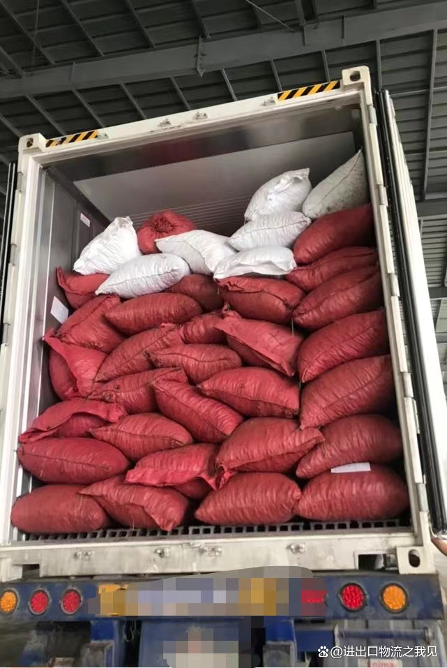 今年上半年阿塞拜疆进口汽车量同比下降12.5%