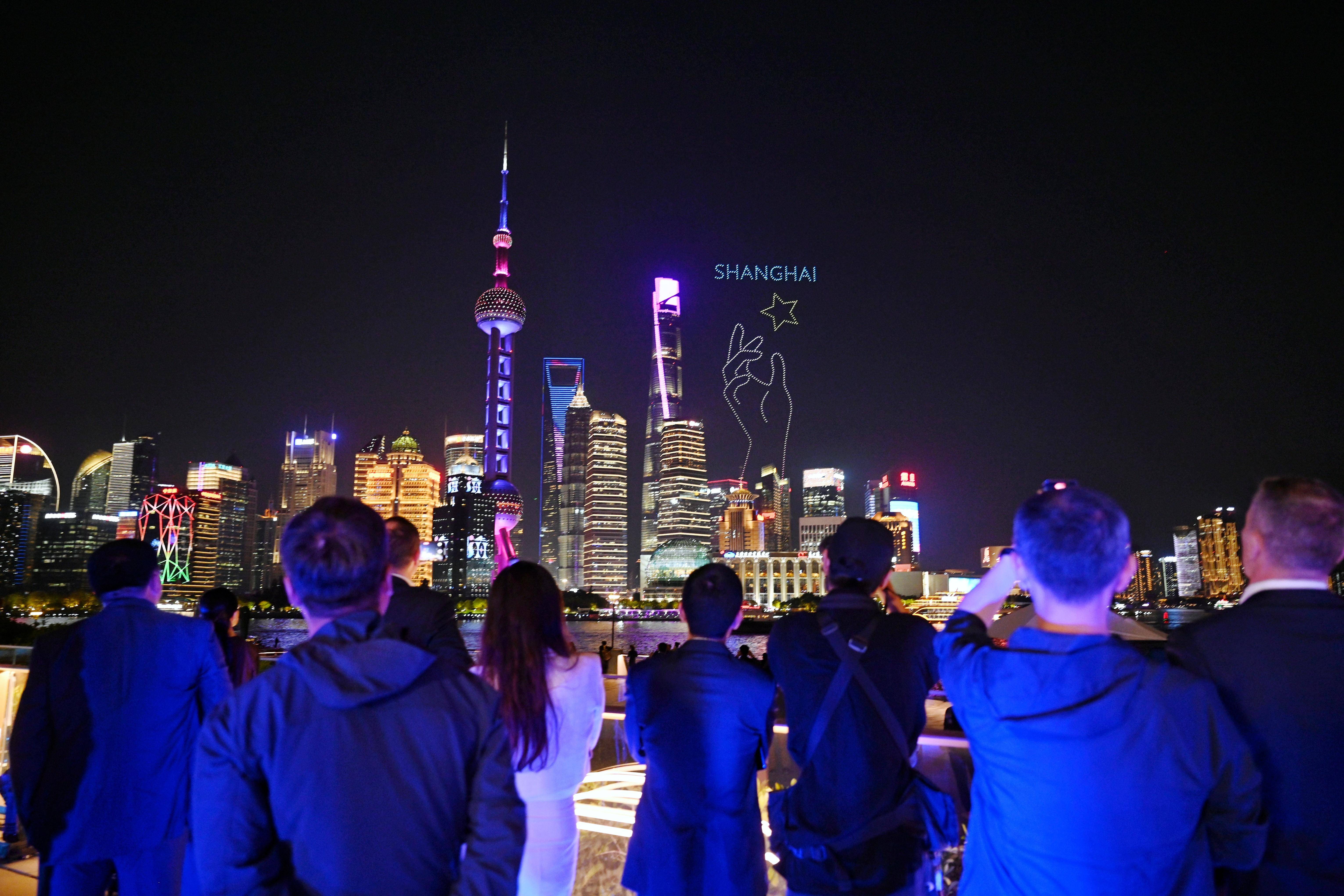 是竞技赛事，更是科技测试——全球首次人机共跑马拉松看点探析