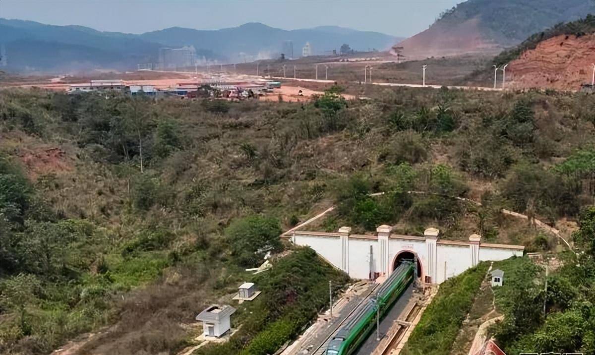 吸引力增强！前四月熊猫债发行规模达622亿元