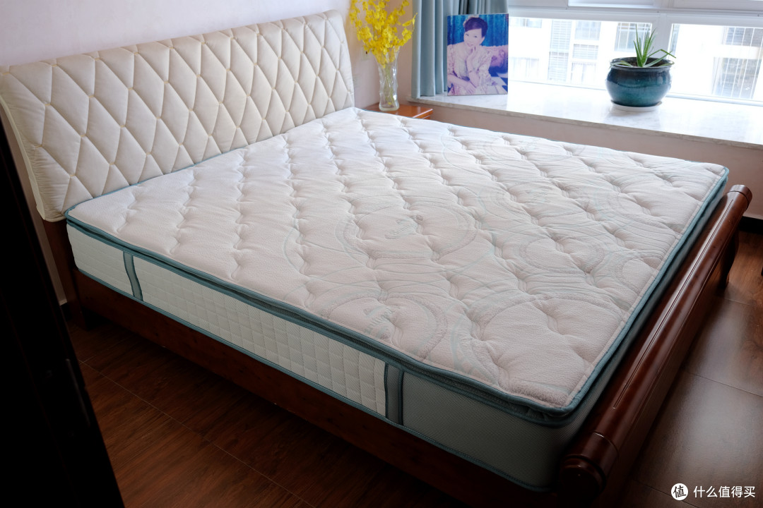 喜临门获得实用新型专利授权：“一种带双面连接脱卸层的床垫”