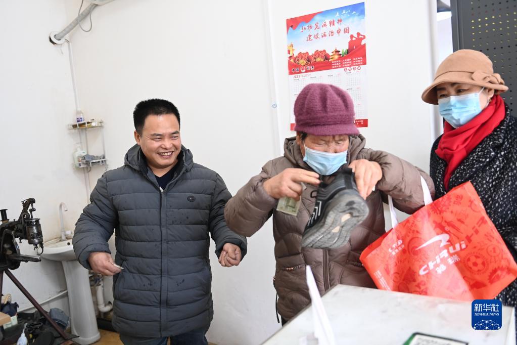 新华全媒+丨减重药有了“中国造”！研究论文登上顶刊