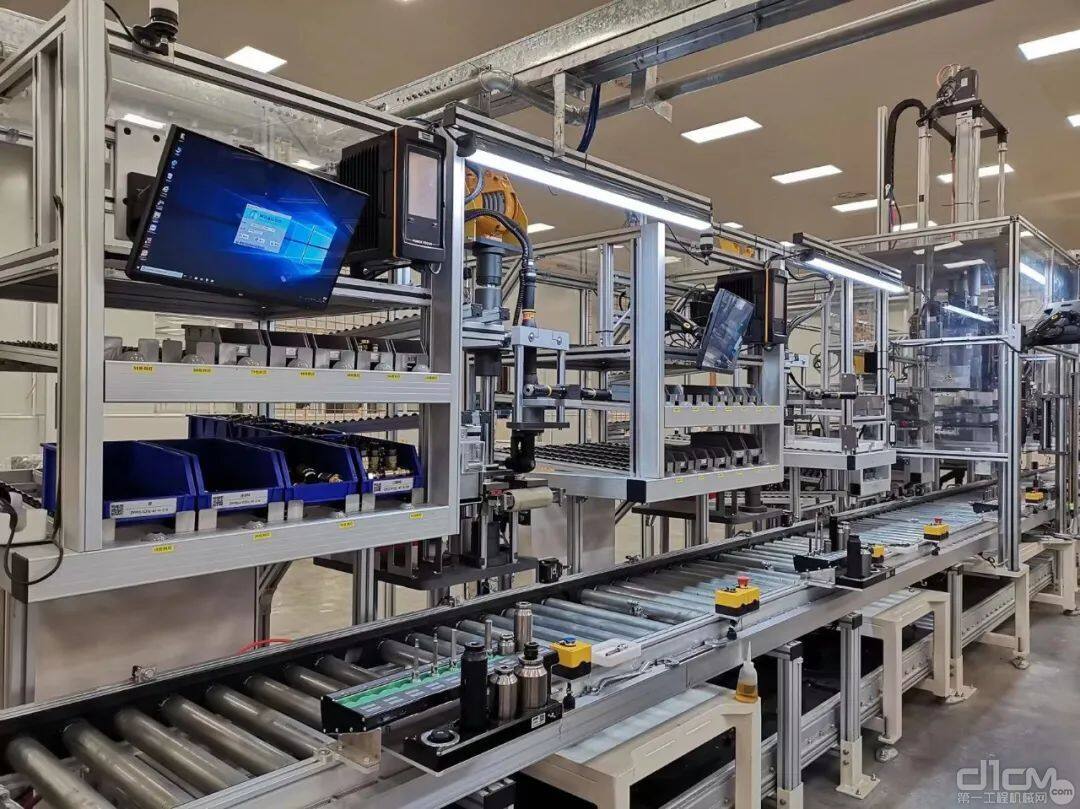 中联重科获得发明专利授权：“油气悬挂控制阀和油气悬挂液压控制系统”