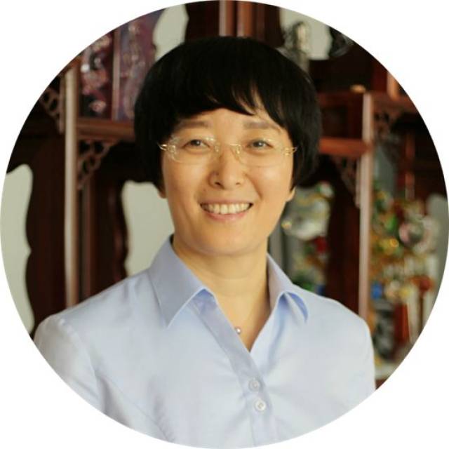 漱玉平民：推动从药品零售商向健康管理服务商转型升级