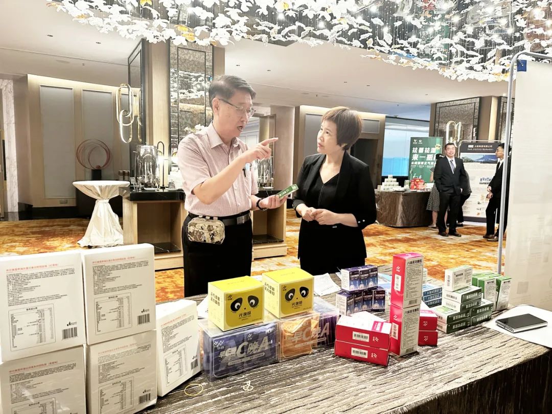 华森制药：股东可提供身份证明文件查询非定期报告时点股东人数