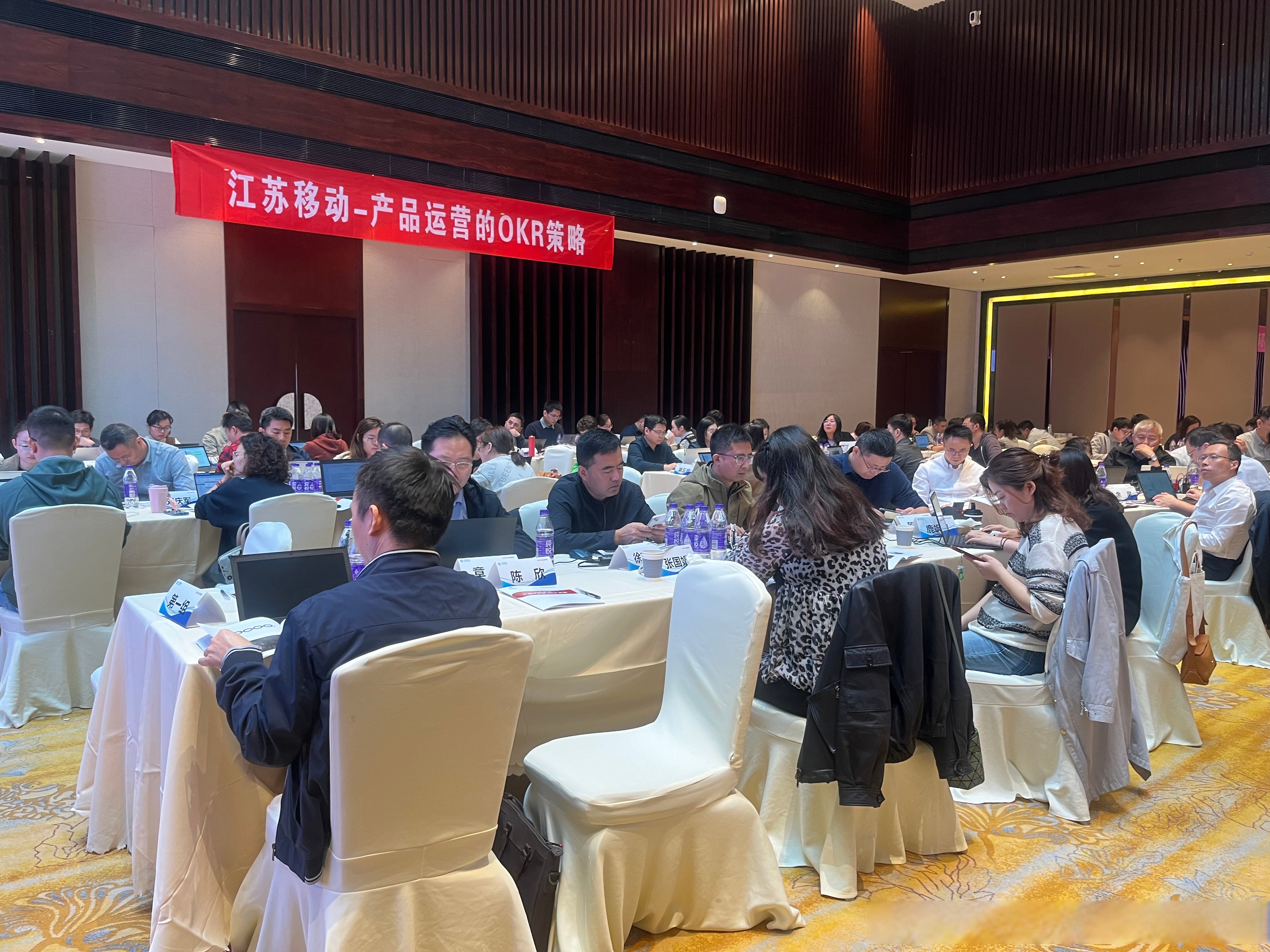 荣耀“1×3×N”生态战略落地 携手合作伙伴重塑终端生态