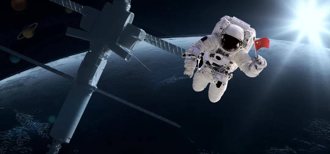 俄宇航员太空行走安装科研设备