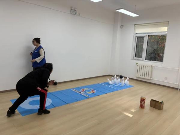 玉泽x银龄健康行|稳护银龄，爱不紧绷