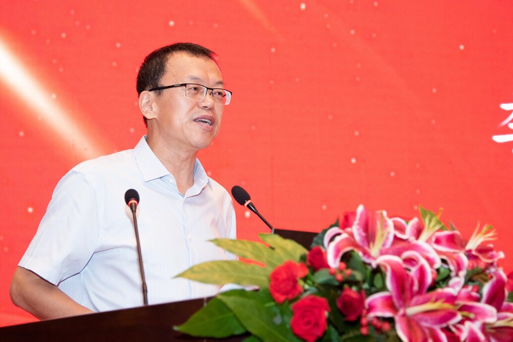 优彩资源：截止2025年10月31日股东人数为一万七千余人