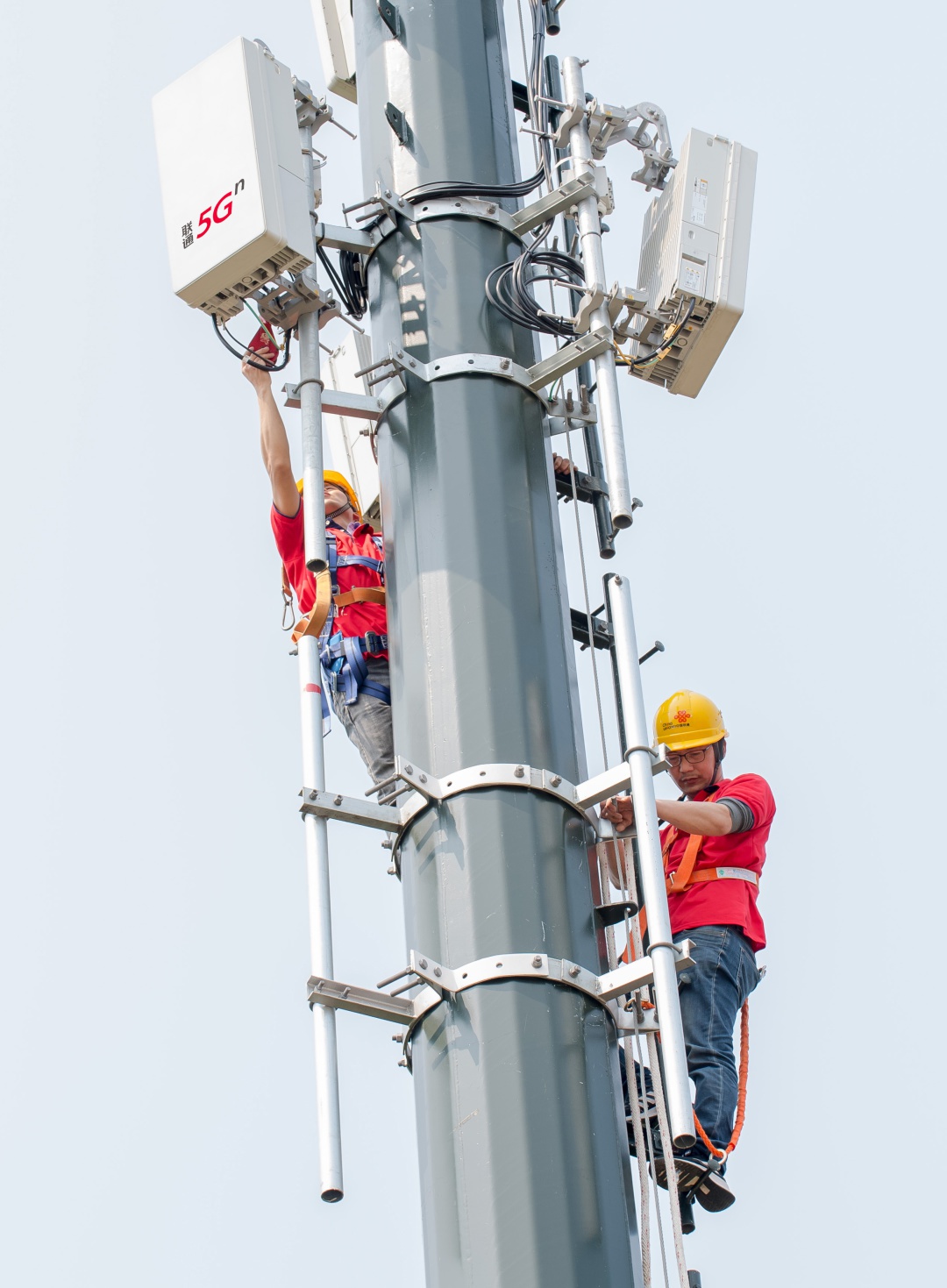 华峰超纤：威富通尝试创新转型新业务