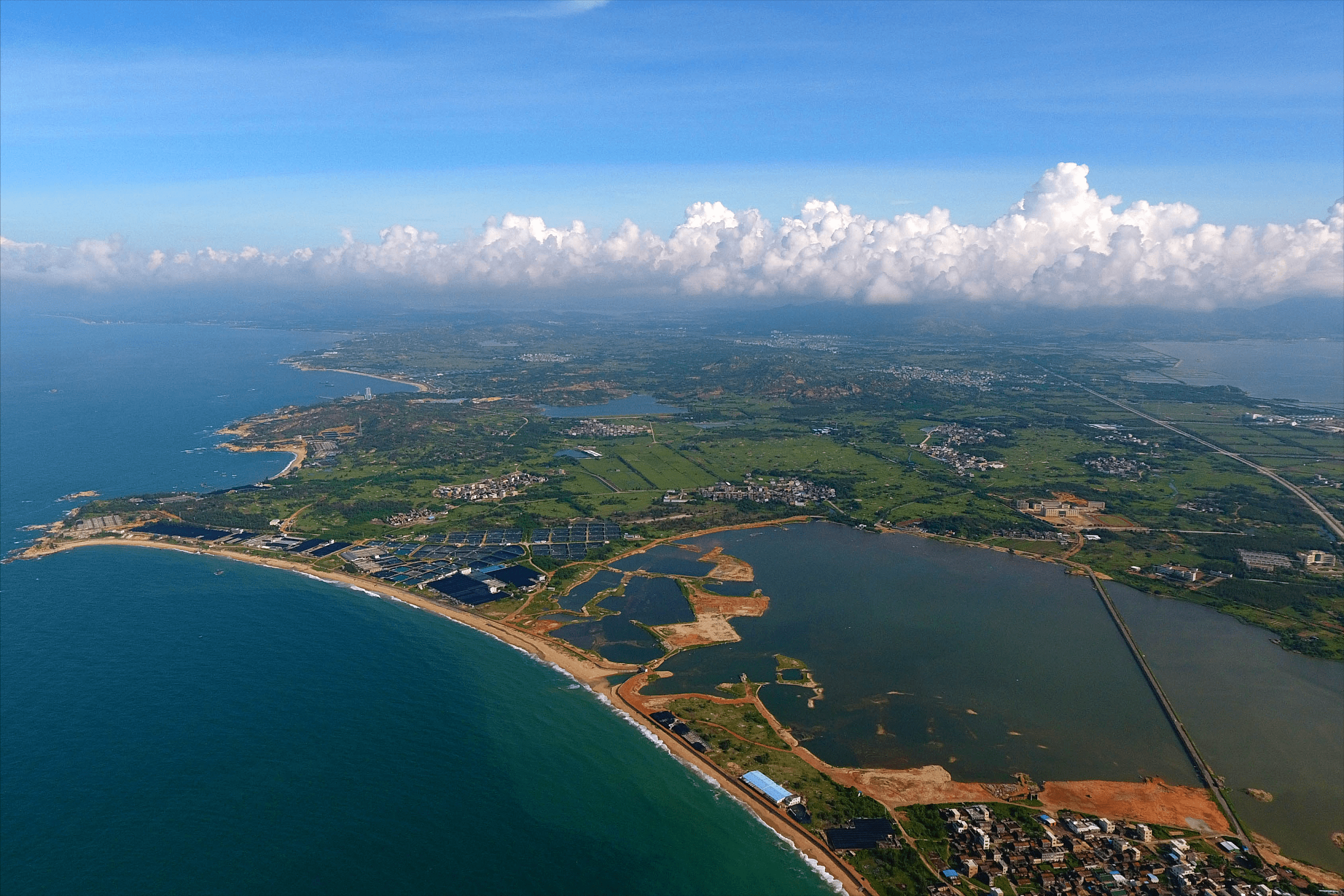 惠柏新材：风电行业高景气促业绩增长