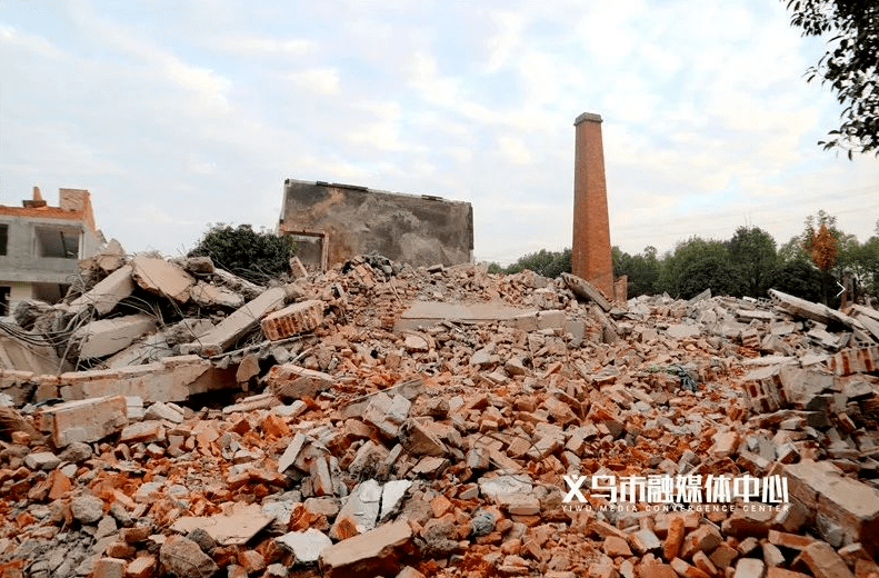 佳发教育：截至2025年10月31日股东户数为17,194户