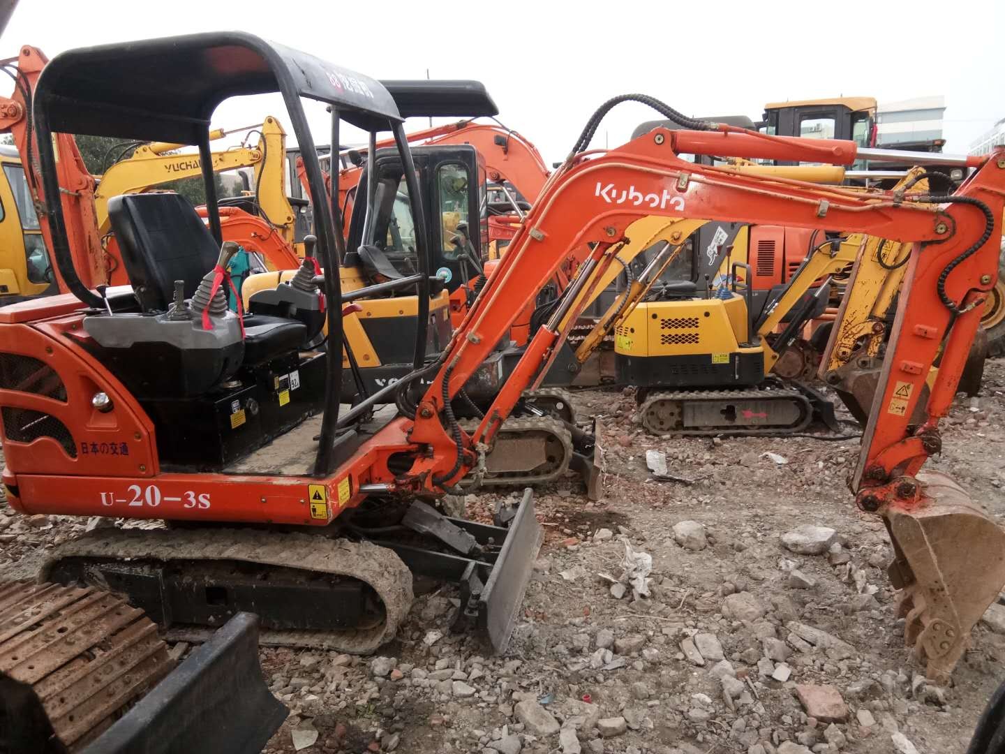 加纳交通部增设挖掘机进口许可证