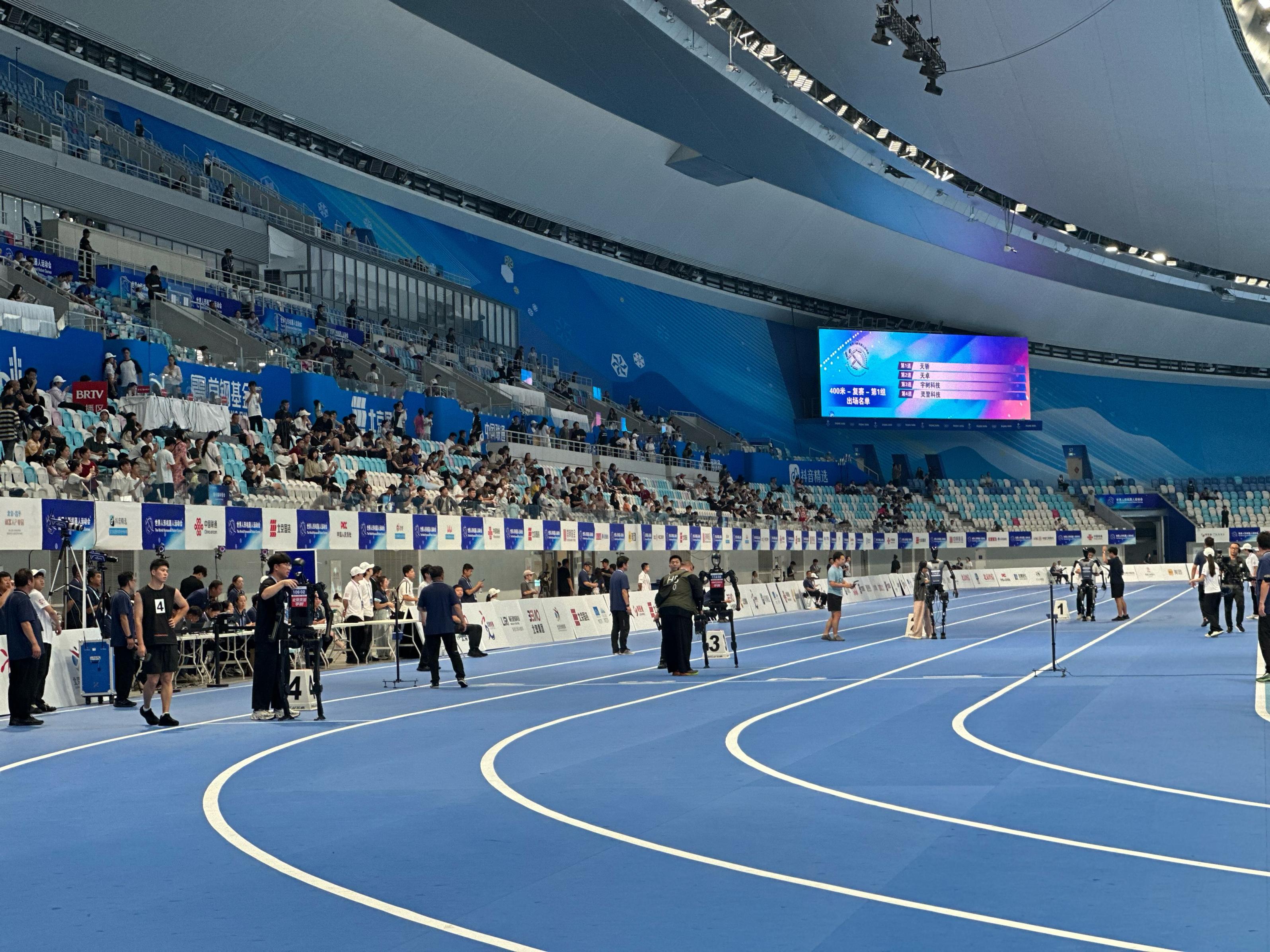 利亚德：子公司助力宇树机器人演绎云冈舞