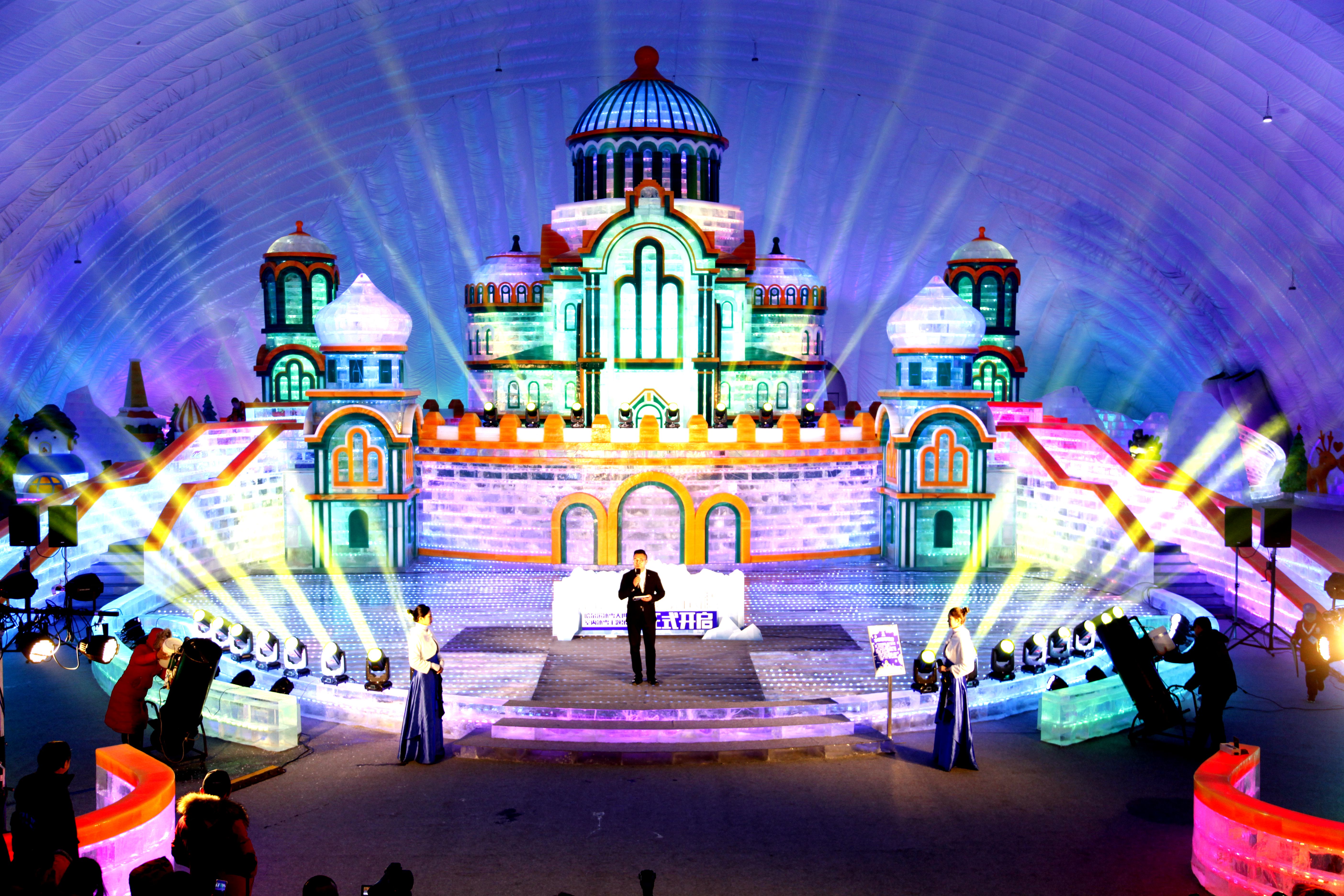 科技加持！哈尔滨冰雪大世界加速“成长”