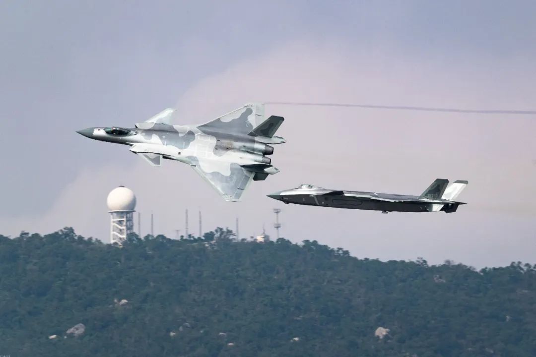 中航成飞：公司涉及军用航空及防务装备等领域