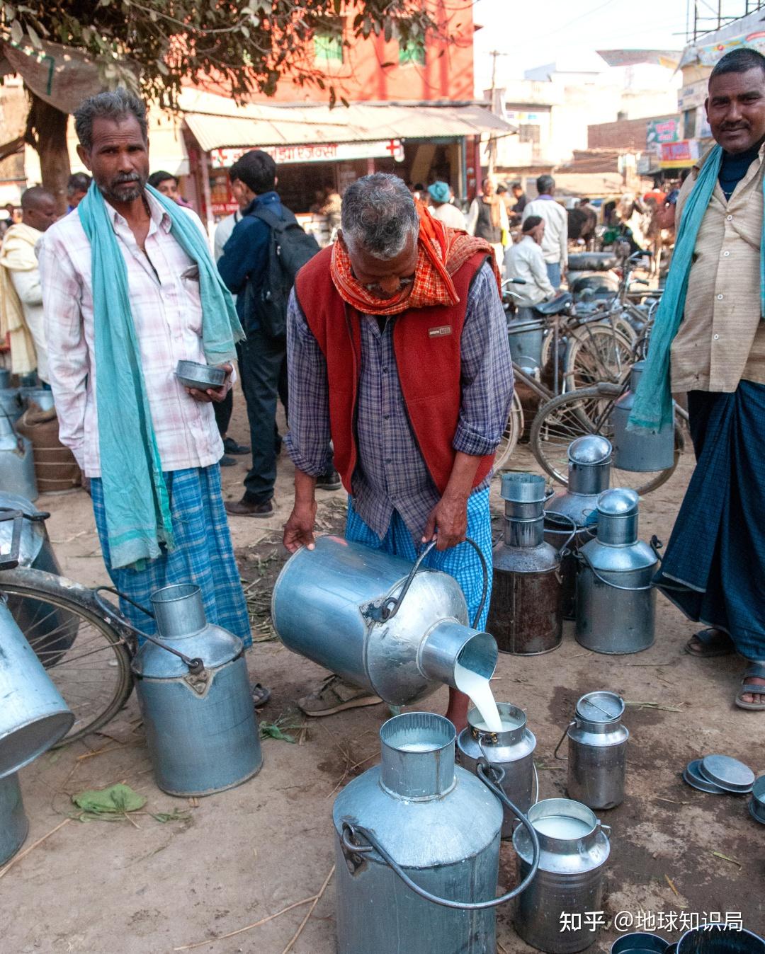 全球“最惨”！日债大溃败恐未完待续：十余年来最猛净供应洪峰将至