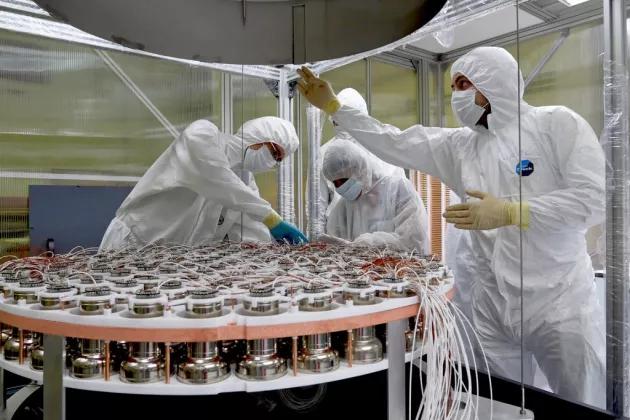 我国科研团队首次直接观测到米格达尔效应 为轻暗物质探测迈出坚实的一步