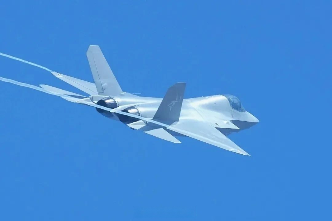 烽火电子：主导产品包括航空搜救定位设备