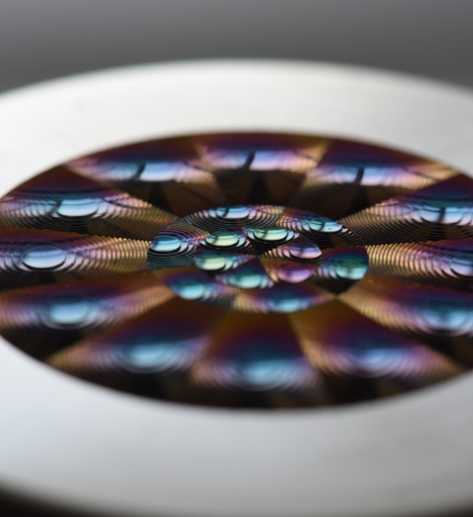 道明光学：坚守反光材料基本盘，开拓微纳光学与电子功能材料