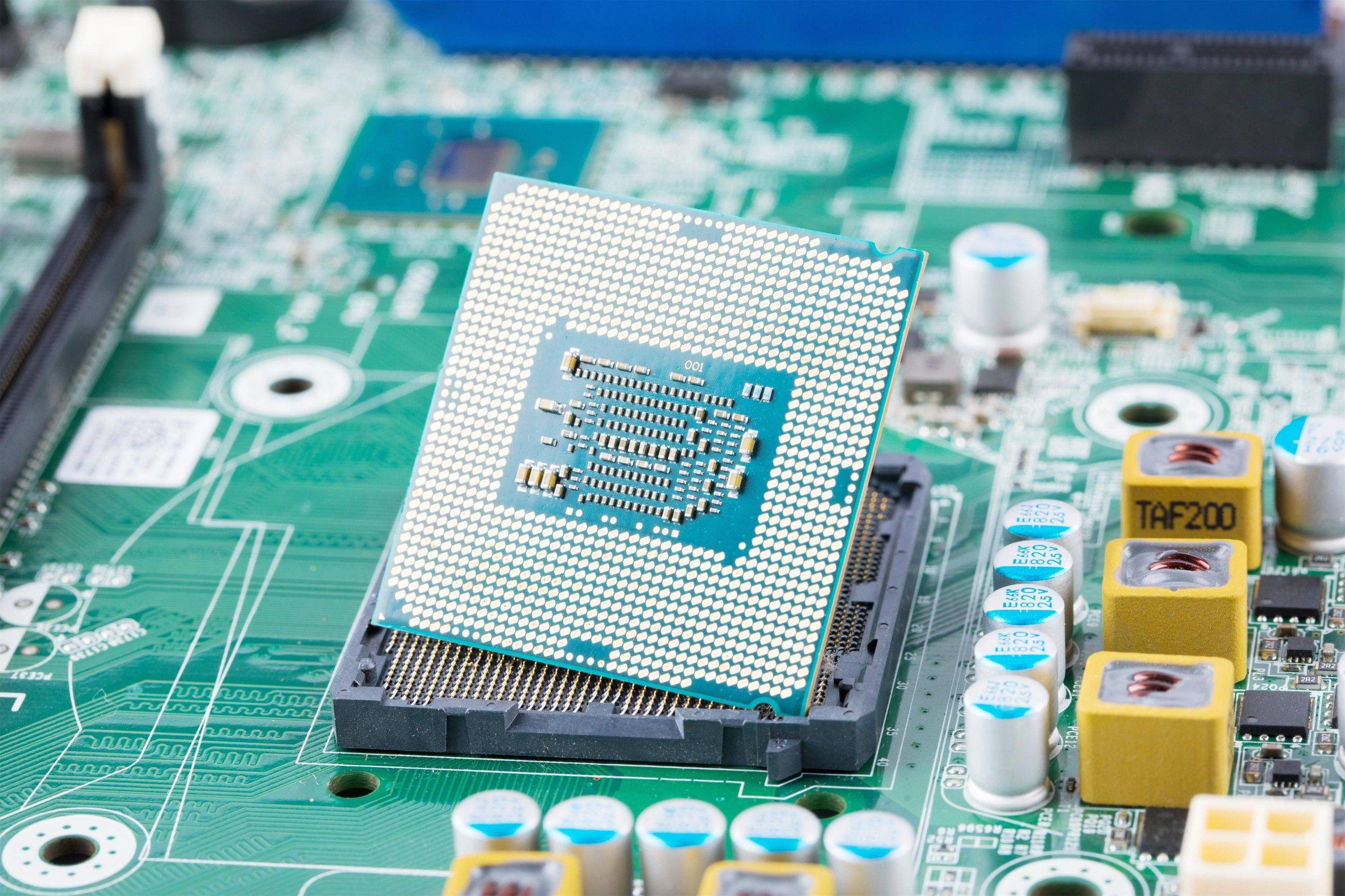 普天科技：自主设计多款恒温晶振产品