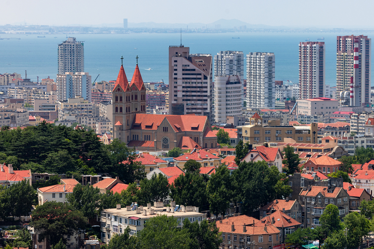 2025年我国数字经济占GDP比重约35％