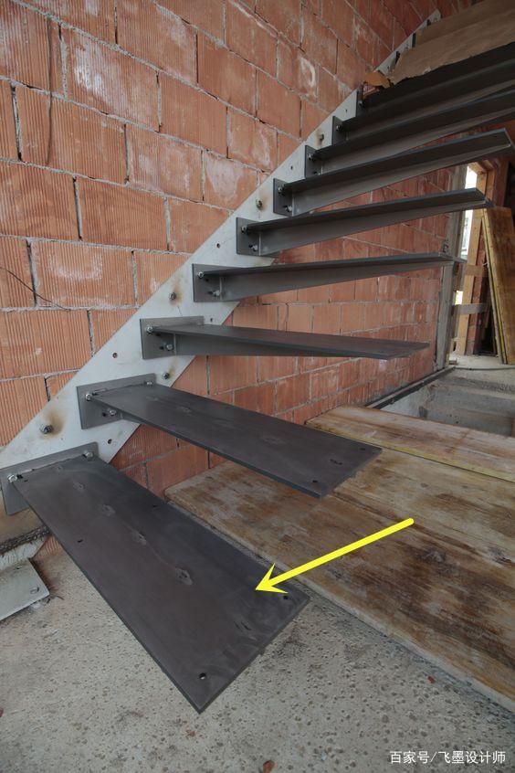 金 螳 螂获得实用新型专利授权：“立体悬空楼梯用装配安装组件及安装系统”