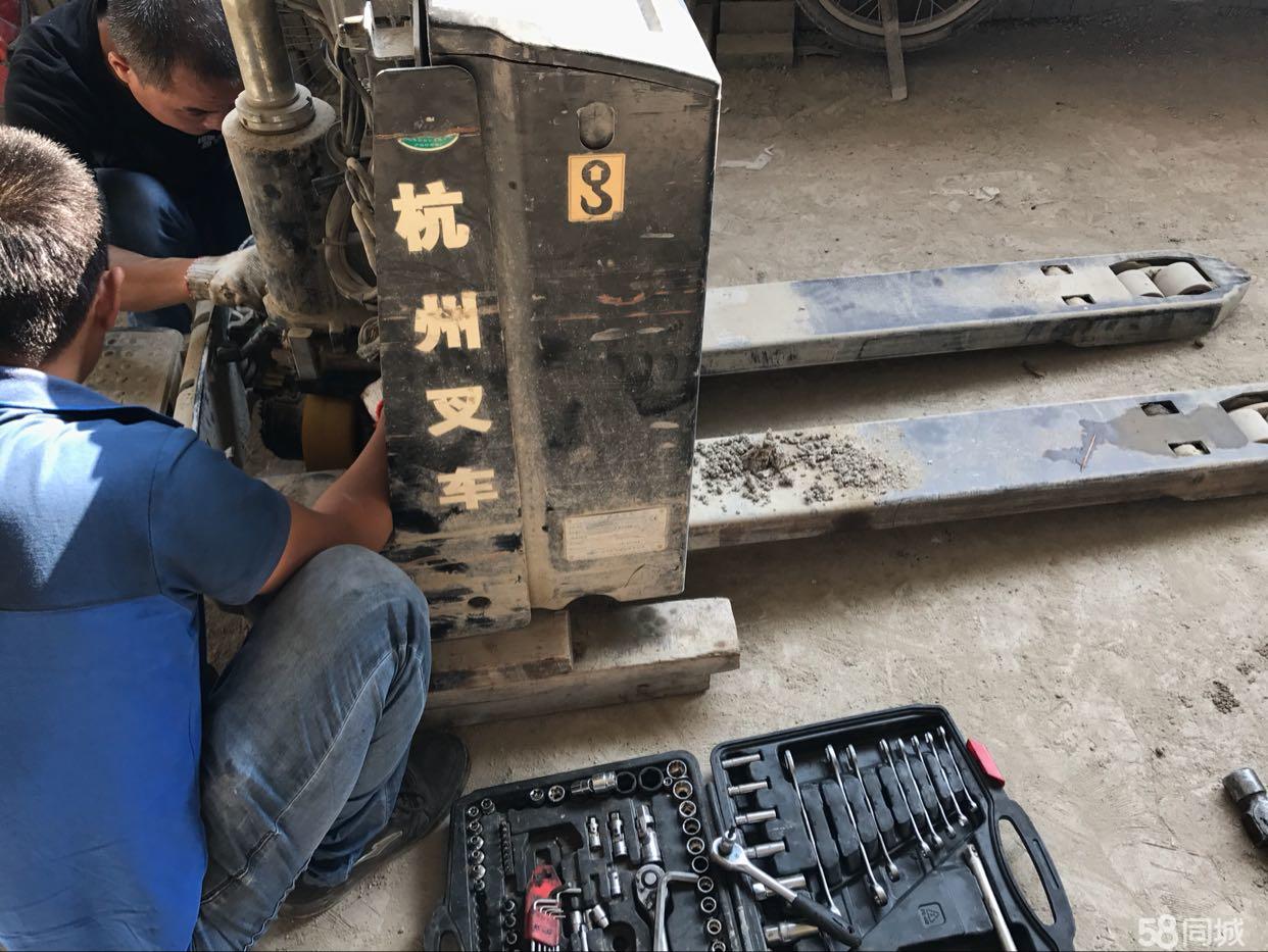 杭叉集团获得发明专利授权:“一种叉车蓄电池柔性更换装置及其操作方法”