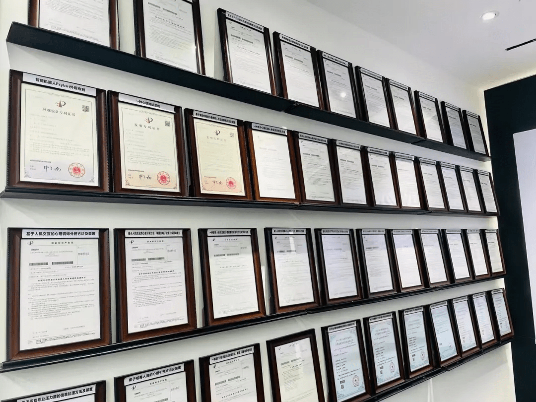 岳阳兴长获得发明专利授权：“一种抗水抗硫Pt基催化剂及其制备方法”