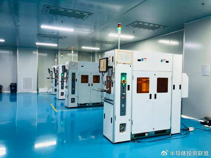 京仪装备获得发明专利授权：“一种晶圆储料器”