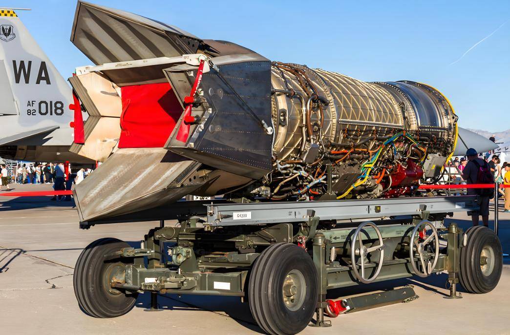 兆瓦级氢燃料航空涡桨发动机首飞成功