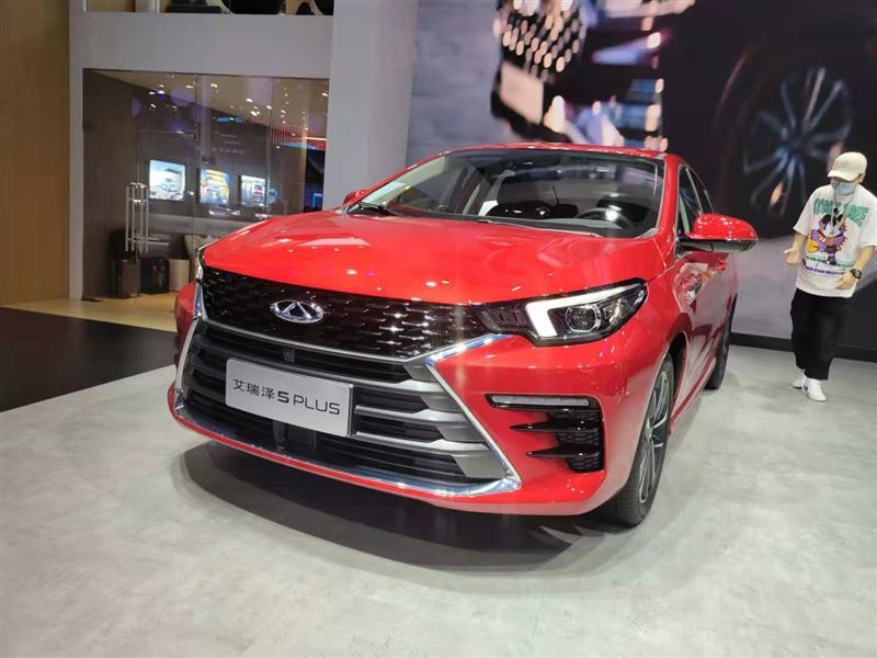 鱼跃发布会推出近70款新品,与三大顶尖高校达成战略合作