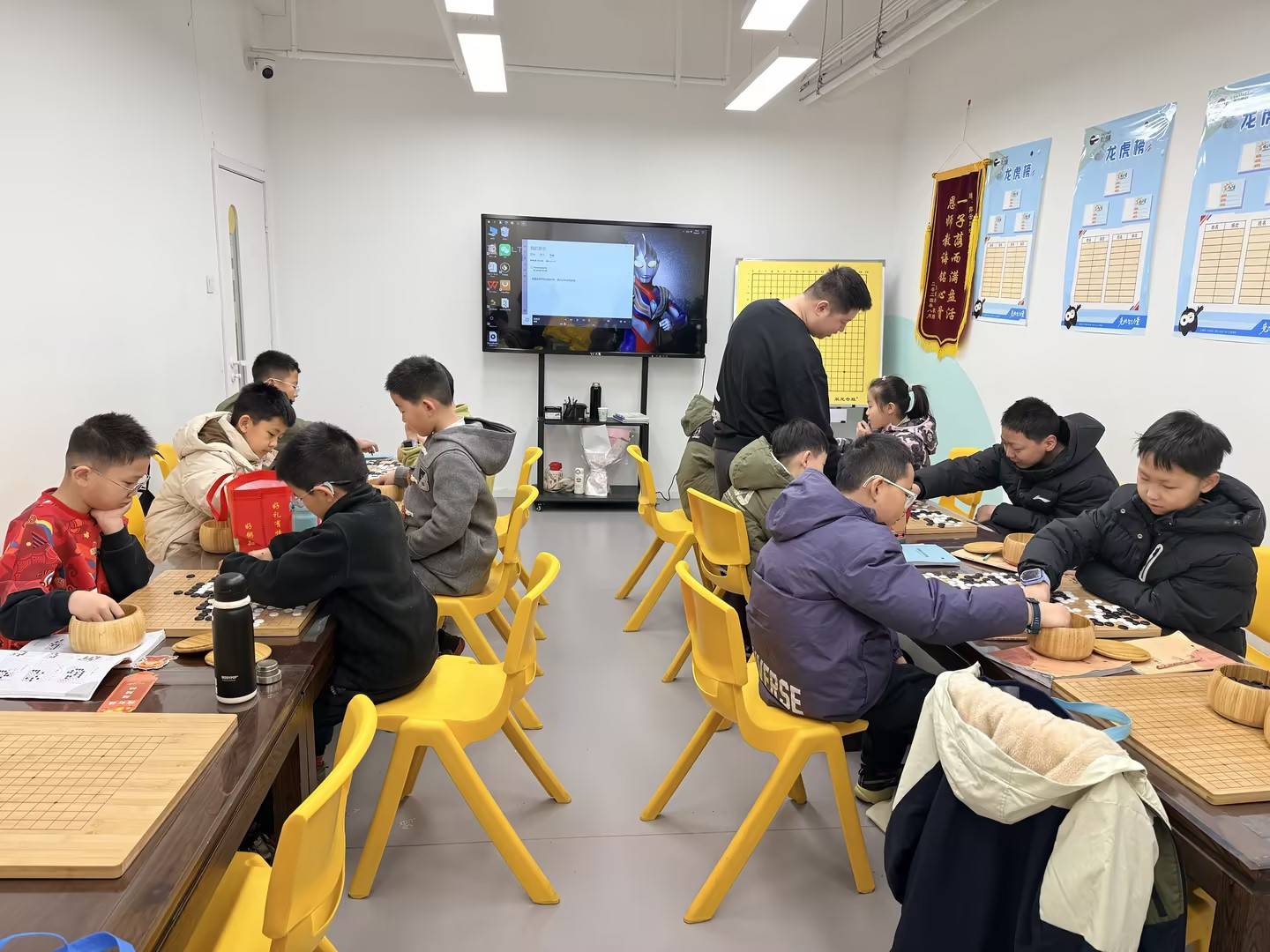 与爱为舞旗下爱学AI学习智能体完成低龄段全场景布局