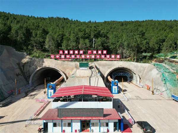 桑给巴尔加强基础设施建设