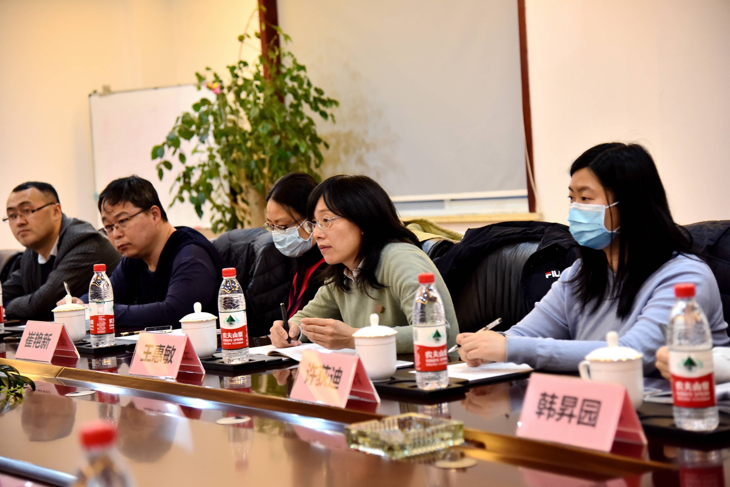 商务部合作司负责人解读《企业境外履行社会责任工作指引》